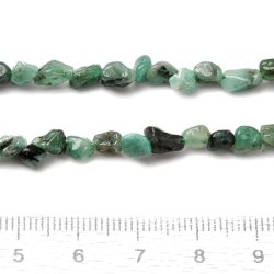 Smaragd, hel streng, nugget perle, m�rkgr�n, ca. 6x4x3 mm, ca. 80 stk