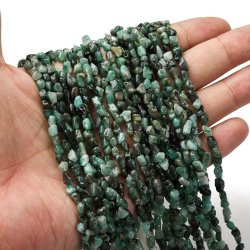 Smaragd, hel streng, nugget perle, m�rkgr�n, ca. 6x4x3 mm, ca. 80 stk