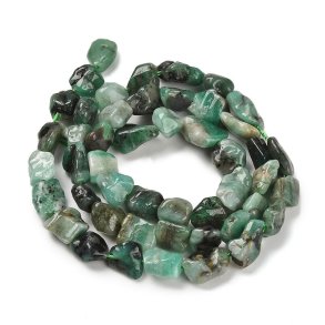 Smaragd, ganzer Strang, polierter Nugget, dunkelgr�n, ca. 8x8x4 mm, ca. 55 Stck