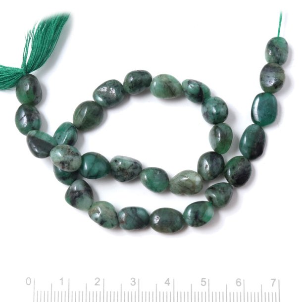 Emerald, full strand, polished nugget, dark green, approx. 6-9x5-7mm, appx. 29 pcs