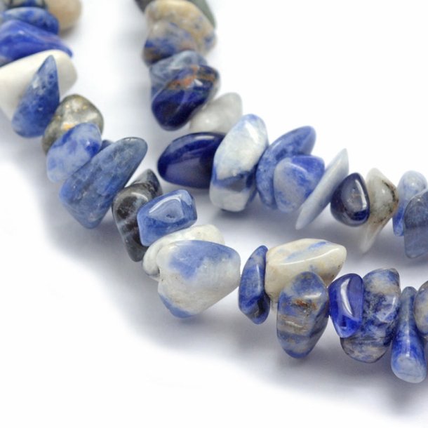 Sodalite, nugget, uneven, entire strand of beads, blue-white, appx. 5x8 mm, appx. 150 pcs.