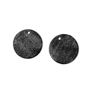 Silver coin, black oxidised, with hole at the edge, brushed, 10mm, 2pcs.