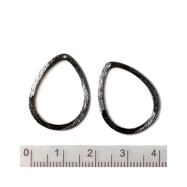 Silver teardrop outline, black, flat, brushed with 0,9mm hole at the top, 24x20mm. 2pcs