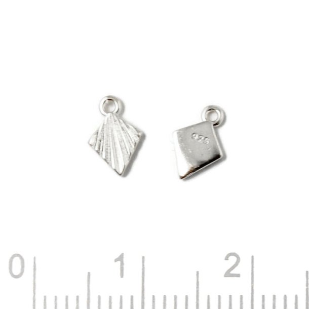 Charm, diamond shape with sun beam stripes and loop, silver, 7.5x5x1mm, 2pc