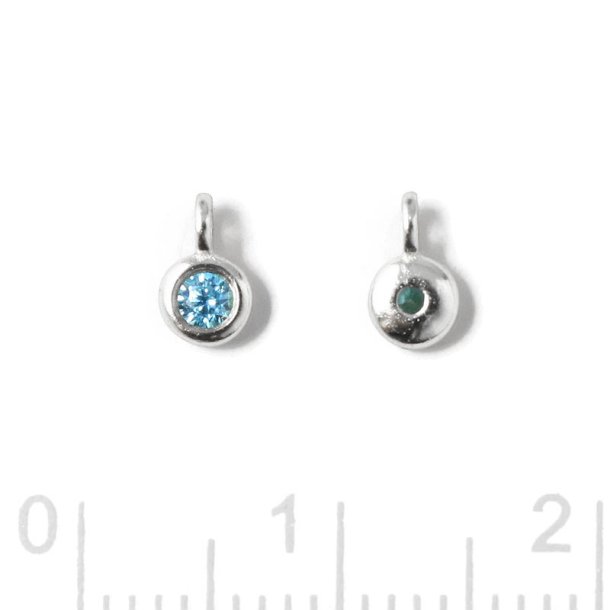 Pendant, round zirconia with loop, Topaz blue, silver, 5x3x2mm, 2pcs