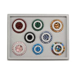 Perlenschale aus grauem Kunststoff, mit Kreisen zum einfachen Abmessen der Armb&auml;nder 35x26 cm