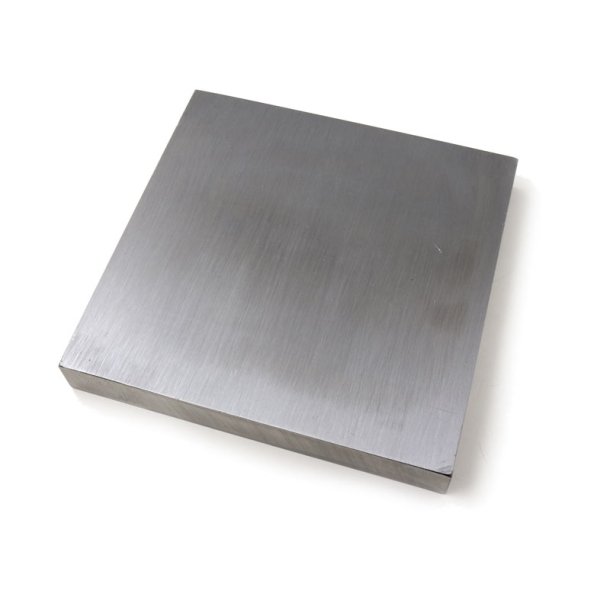 Flat iron / stamp block, solid cast iron, measures 10.5x10.5x15 mm, 1 pc