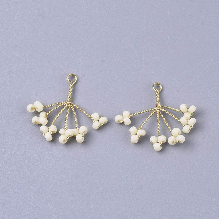 Seed Bead Vedhæng, Blomst, Beige, 15x20 mm, 2 Stk. til Smykkefremstilling
