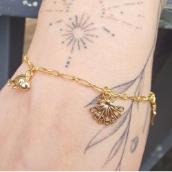 Muschel, Anh�nger mit blauen Zirkonia, 18K vergoldetes Messing, 11,5x12,5 mm, 2 Stck