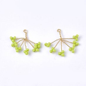 Seed bead pendant, green, 15x20mm, 2 pc.