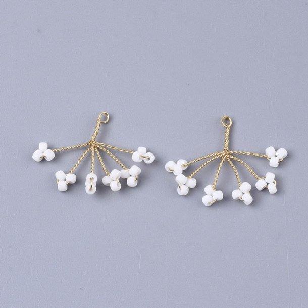 Seed bead pendant, white, 15x20 mm, 2 pc.