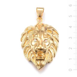 Pendant, lion�s head with crystal eyes, gold-plated steel, 48.5x35.5 mm, 1 pc